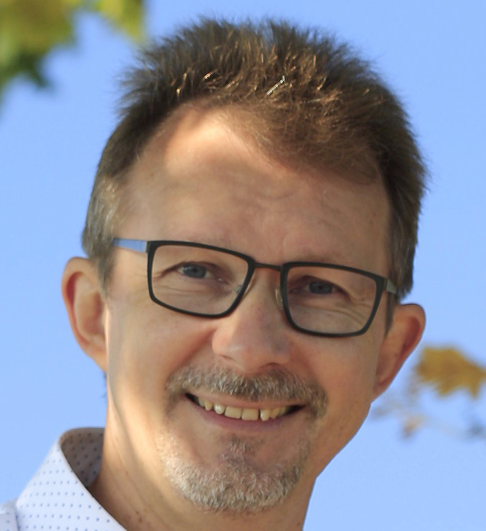 Dr. Bernhard Wunder