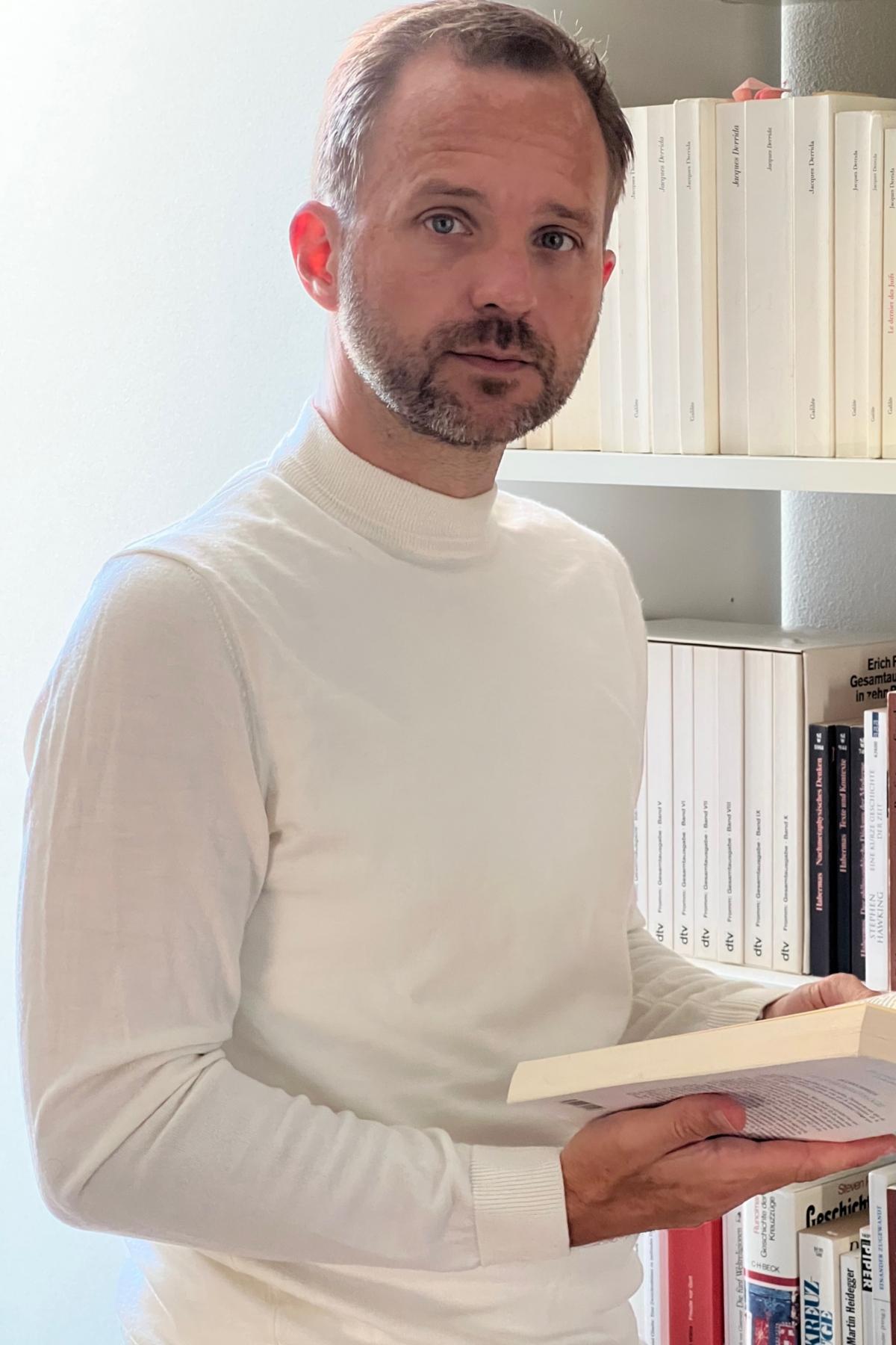 Dr. Carsten Lotz
