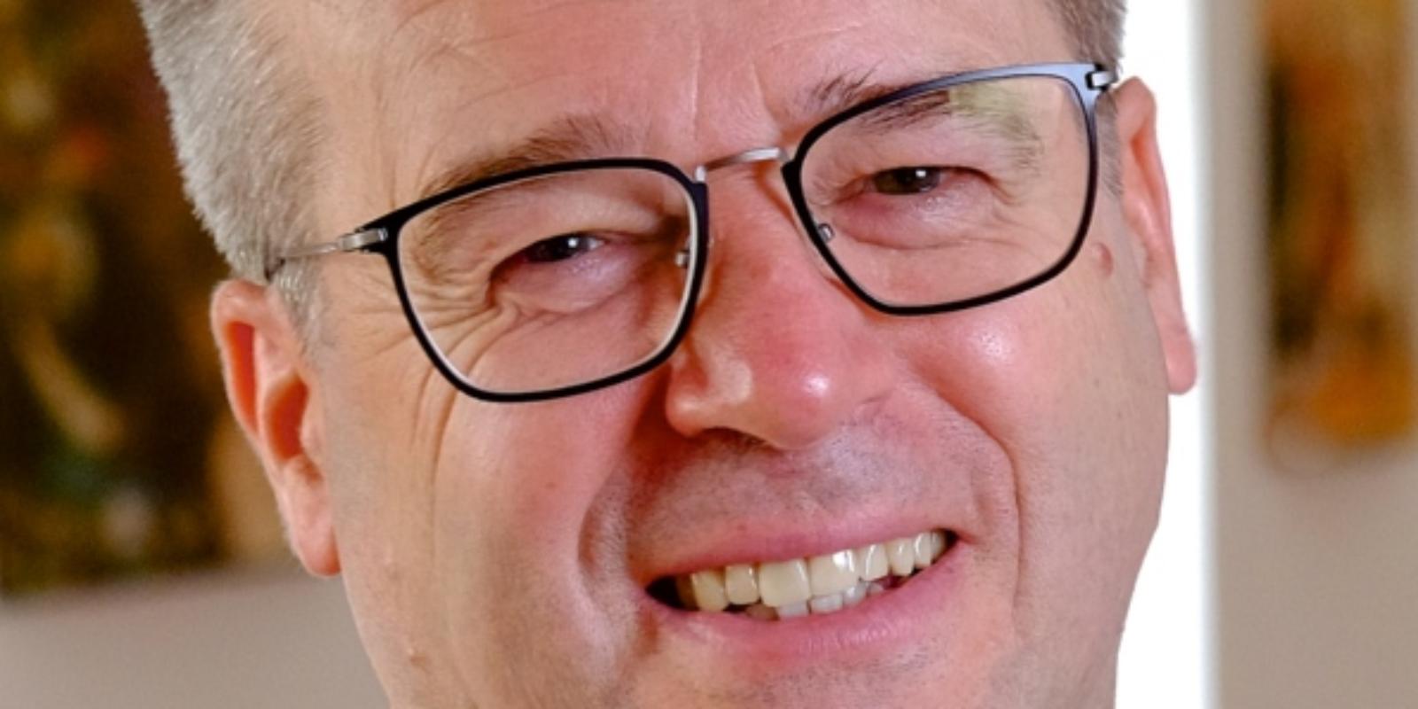 Prof. em. Dr. Jans-Joachim Sander